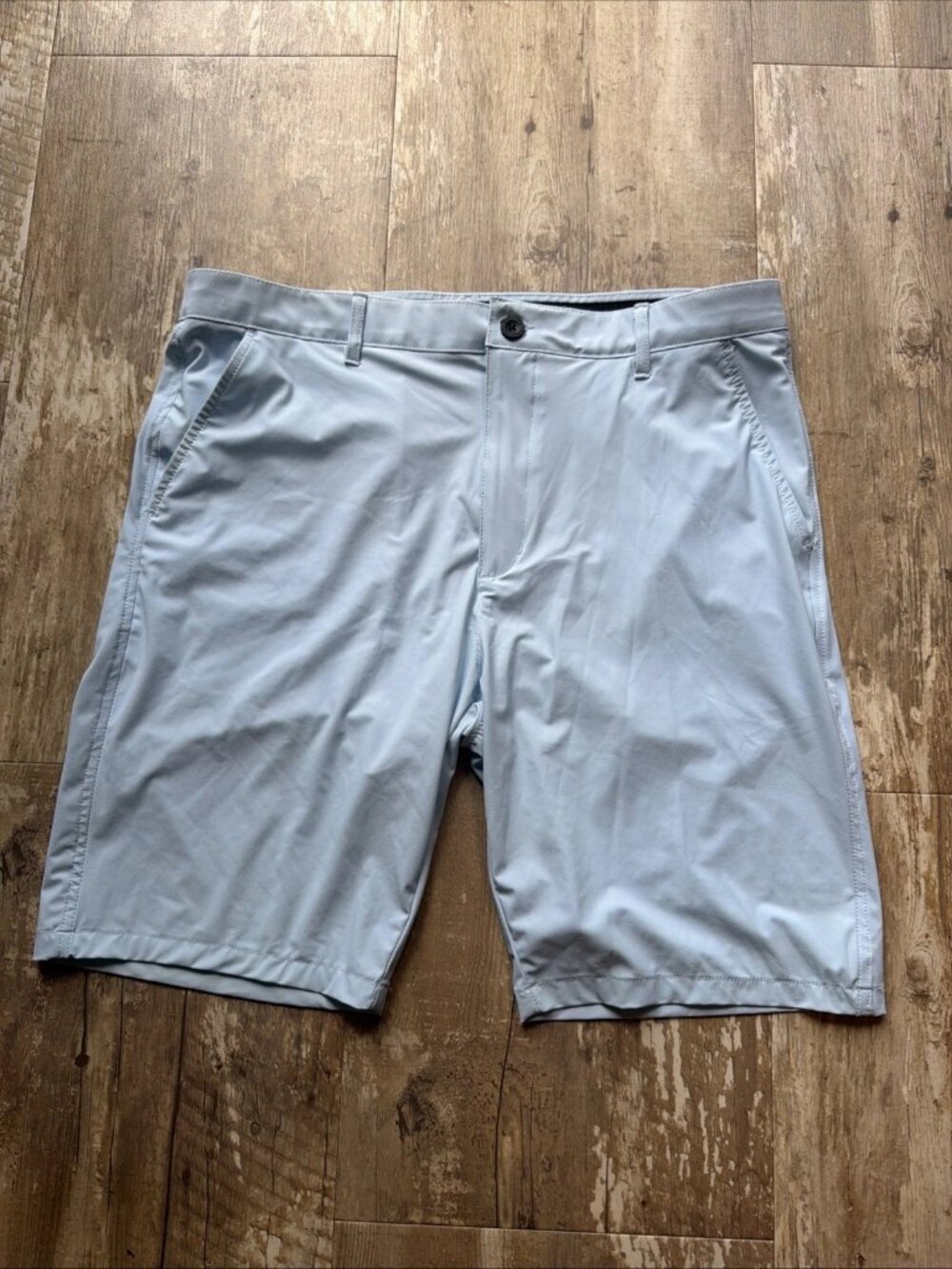 KENNETH COLE Golf Shorts Light Blue LIghtweight Stretch Nylon Men’s 38